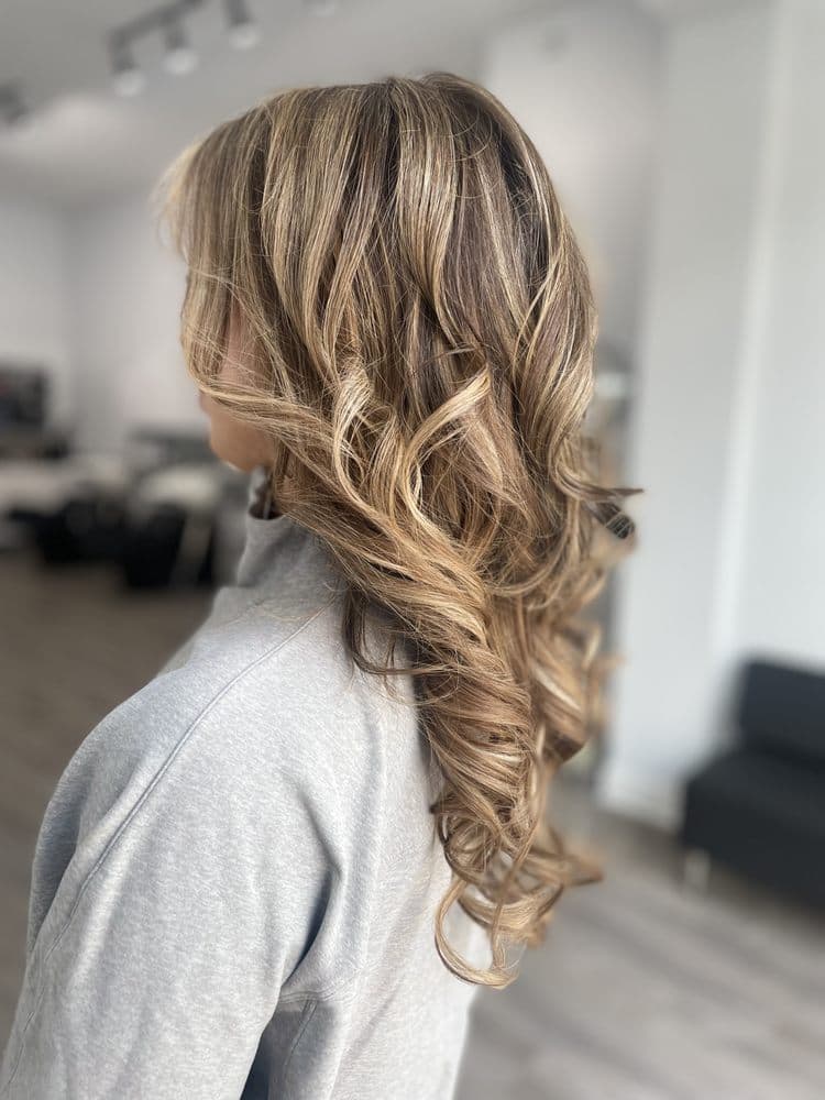 Eminere Hair Extensions & Salon - hair transplant in Chicago, IL